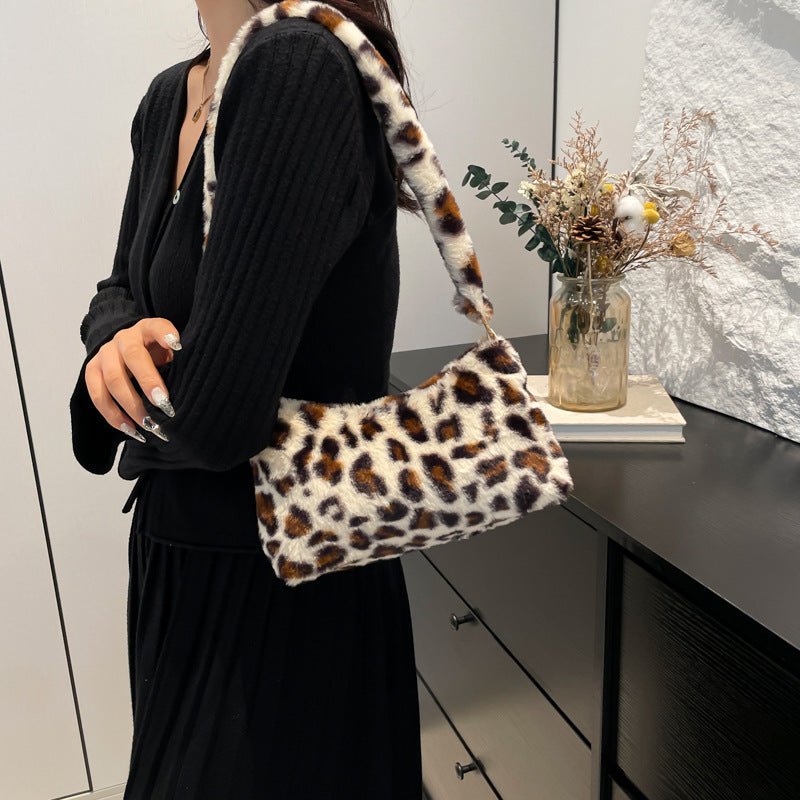 Portable Special - interest Design Western Style Bag - Louis Alat