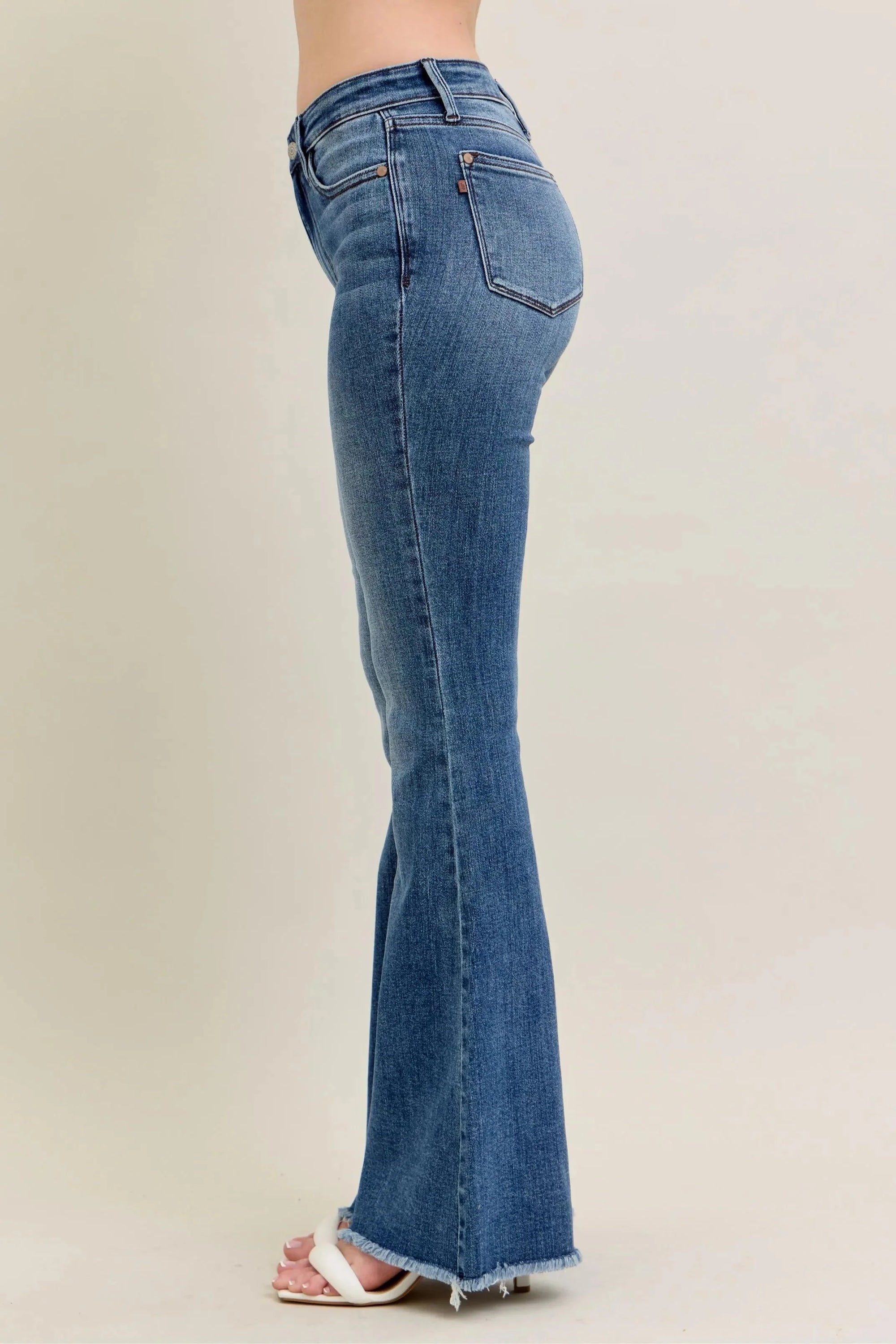 High - Waisted Flare Jeans - Louis Alat
