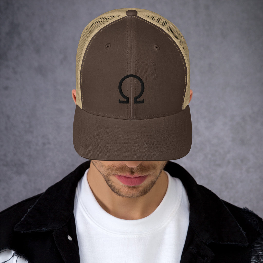 Casquette Trucker Premium Louis Alat – Élégance Structurée & Confort Aéré - Louis Alat