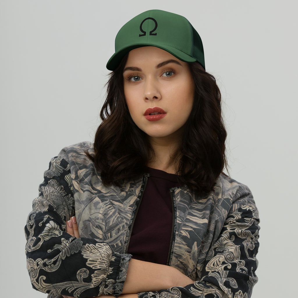 Casquette Trucker Premium Louis Alat – Élégance Structurée & Confort Aéré - Louis Alat